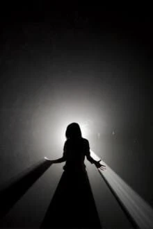 [Truyện Chữ] - Cô Gái Địa Ngục